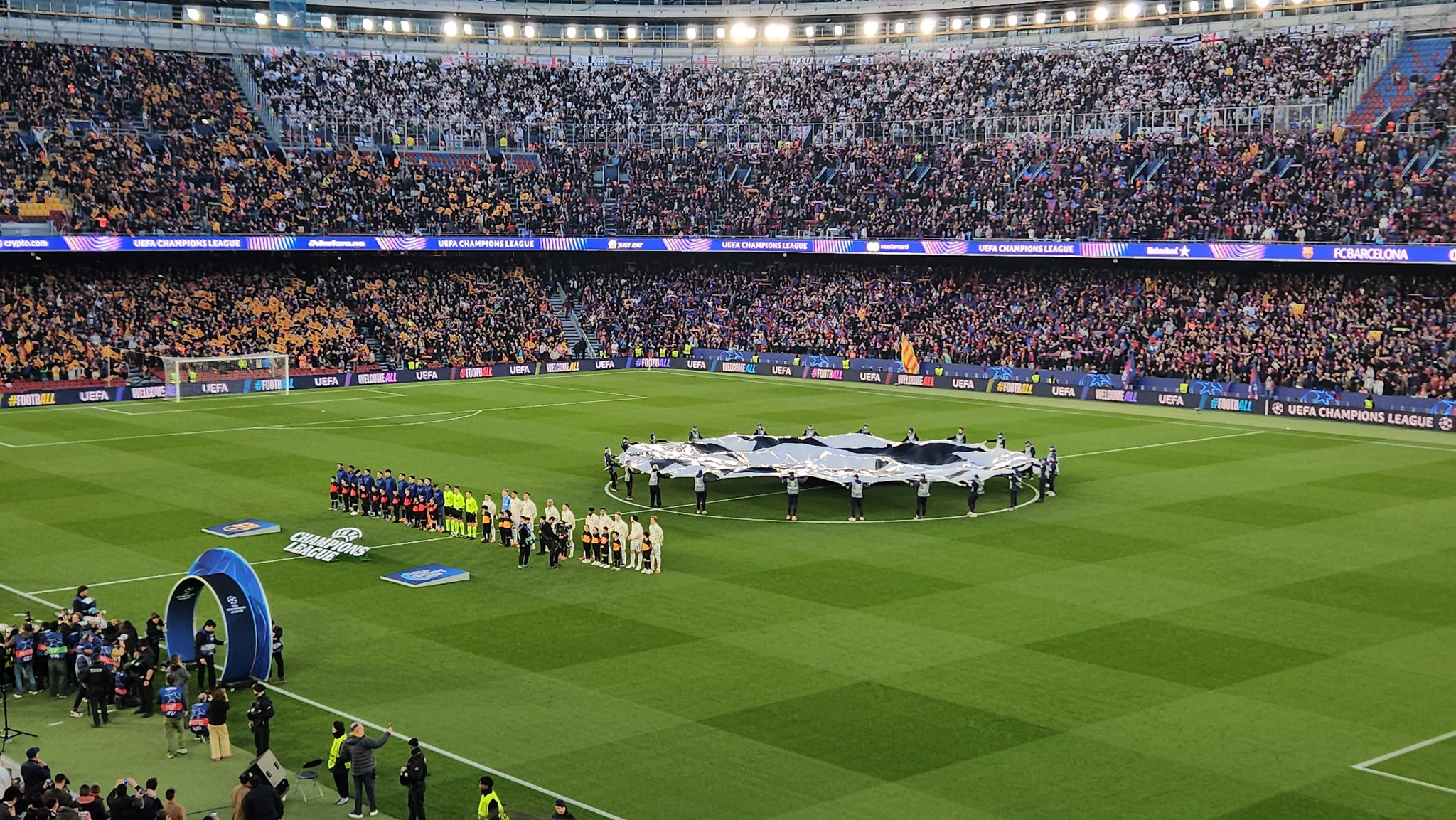 El Barça ante un Cruce de Caminos: El Spotify Camp Nou y el Futuro del Club