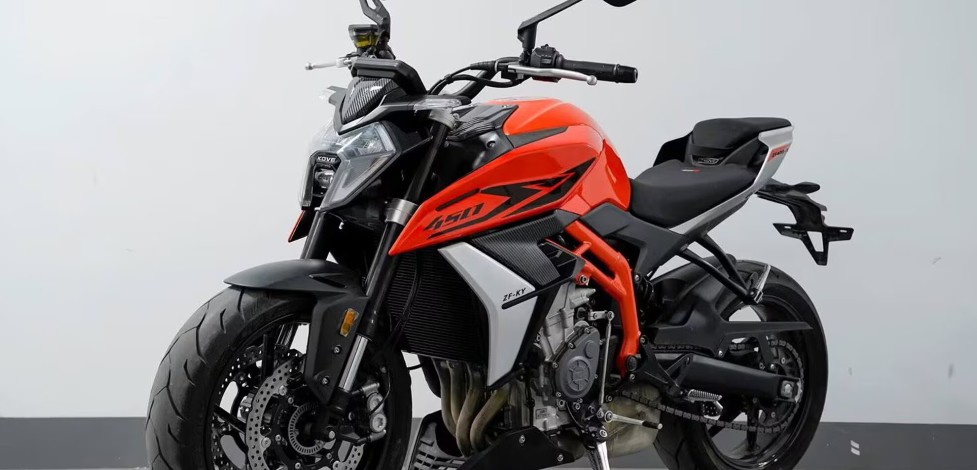 Kove 450R 2026: ¿Un Clon Naranja o una Declaración de Intenciones?