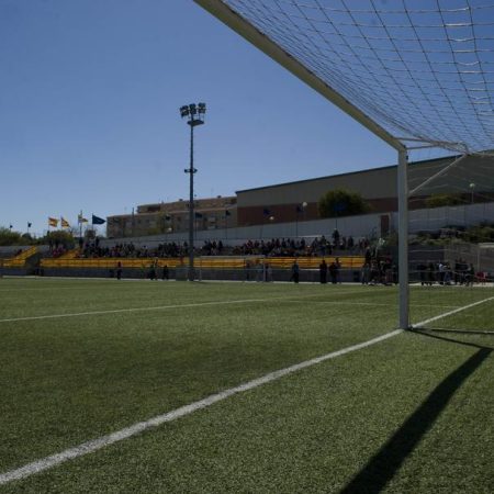Escándalo en el Deporte Femenino: Entrenador Condenado por Delitos Sexuales se Libera de Prisión