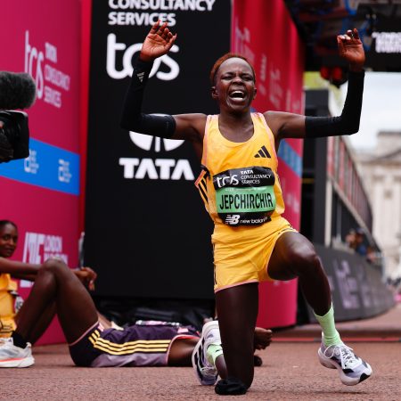 ¡Bomba en Londres! Jepchirchir dice adiós al Maratón 2026 por lesión