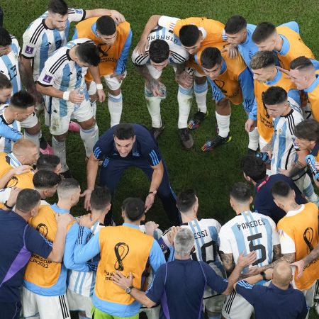 Del Tropiezo al Triunfo: La Lección de Resiliencia Argentina en el Mundial