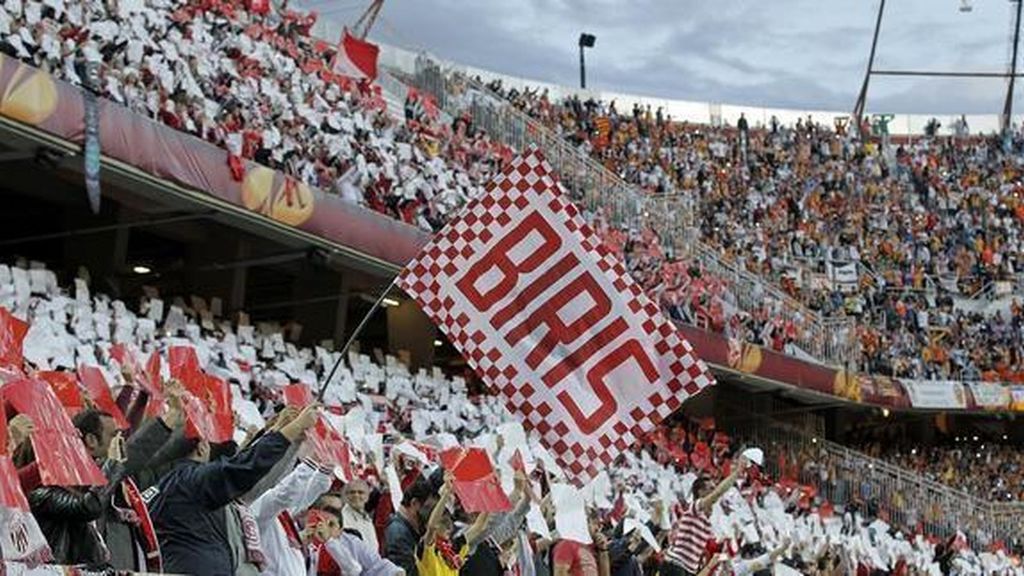 El Sevilla FC se enfrenta a la tormenta: ¿una batalla por la supervivencia en LaLiga?
