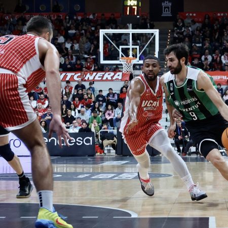 Asisa Joventut y UCAM Murcia se enfrentan en un duelo clave por el ‘play-off’