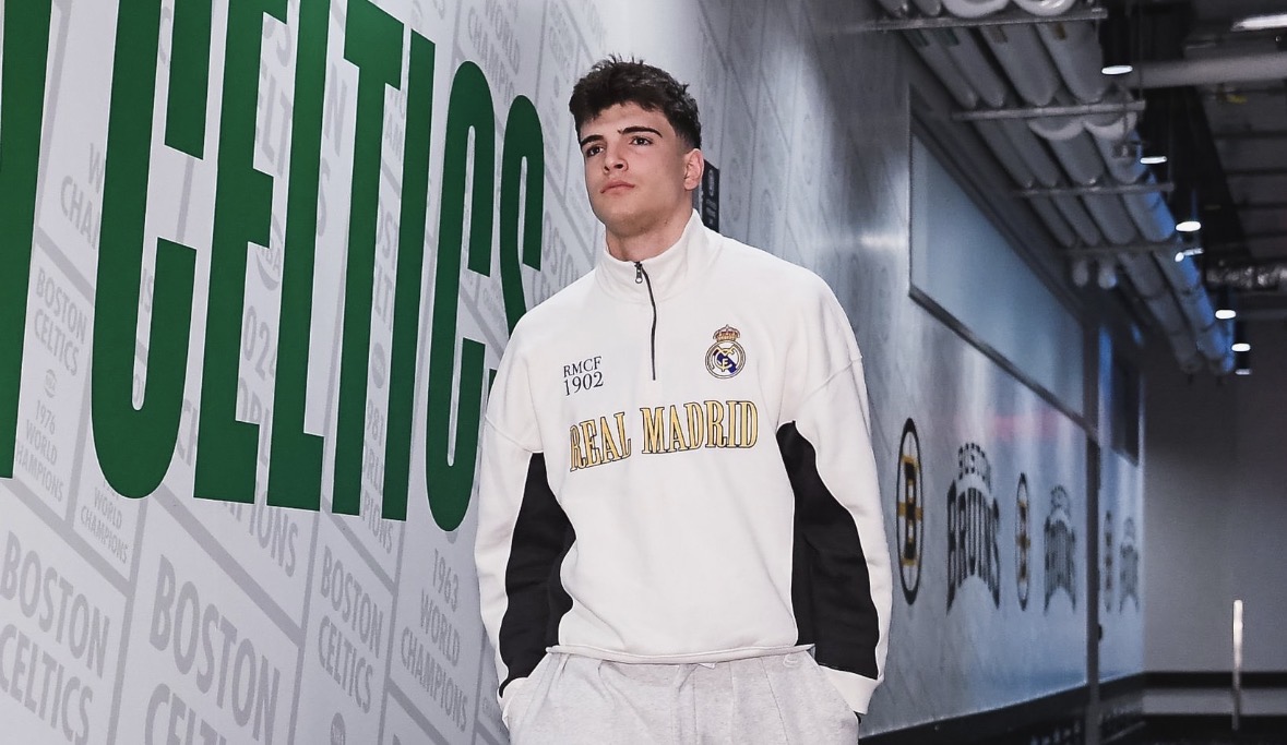 Tatum Brilla con un Triple-Doble Histórico en la Imparable Victoria de los Celtics; Hugo González y Jakucionis, Testigos desde el Banquillo