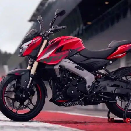 ¡Revolución Motera en España! Bajaj Desafía el Mercado con su Nueva Pulsar NS 400