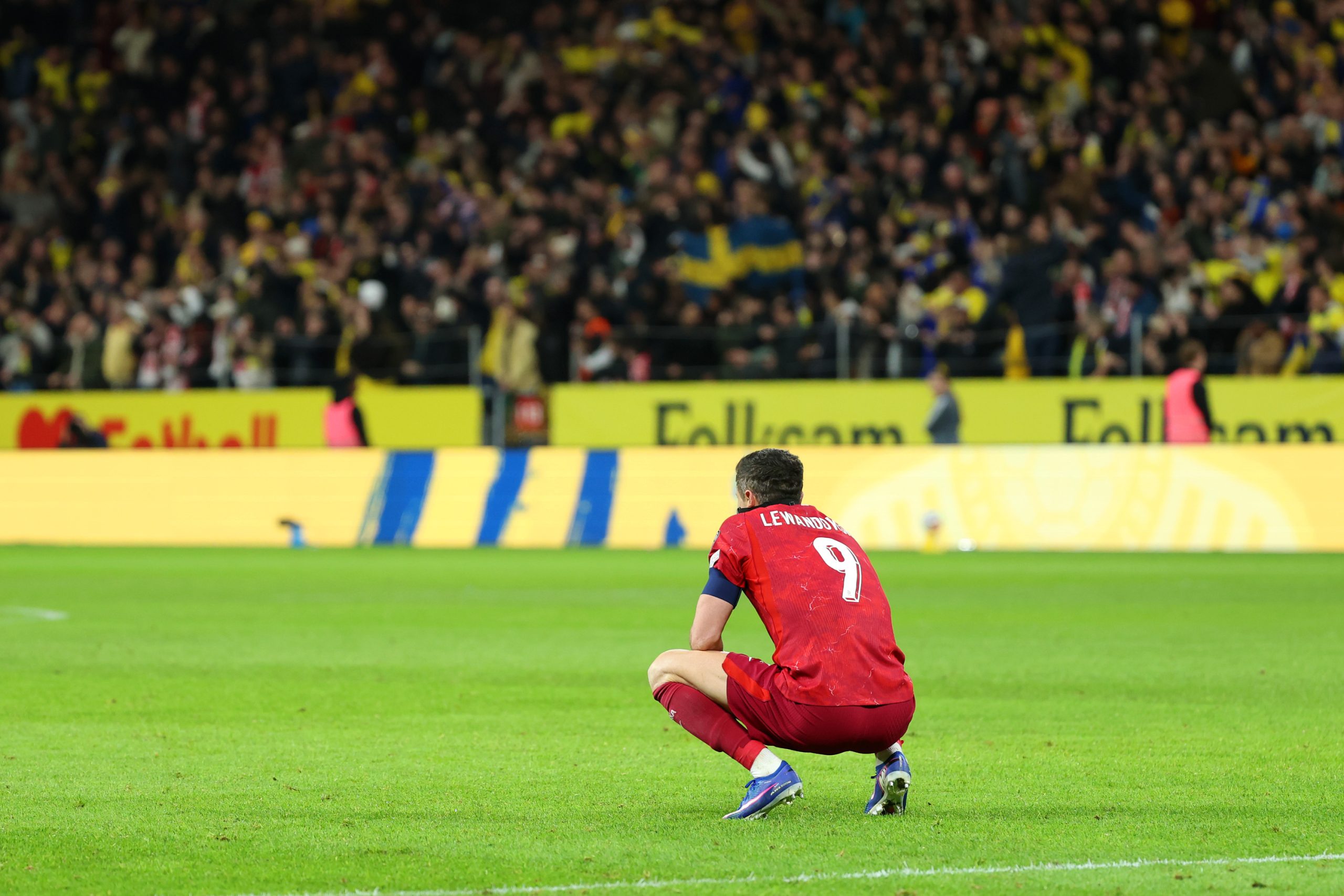 Lágrimas en Estocolmo: Lewandowski se despide del Mundial 2026