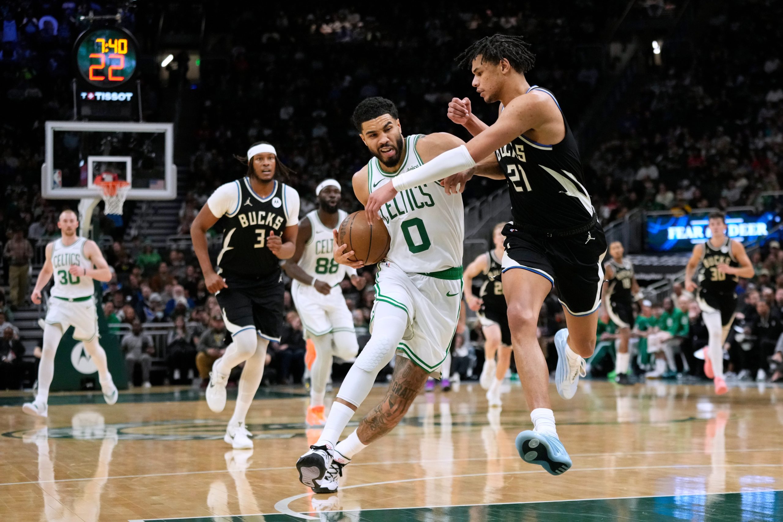 Flagg Histórico, Celtics y Knicks Imparables: La NBA Vibra con Noche de Estrellas y Lucha por el Playoffs