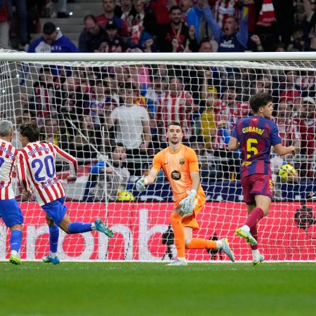 El Choque de Titanes: Hansi Flick vs Simeone, un Duelo de Estrategias en la Champions