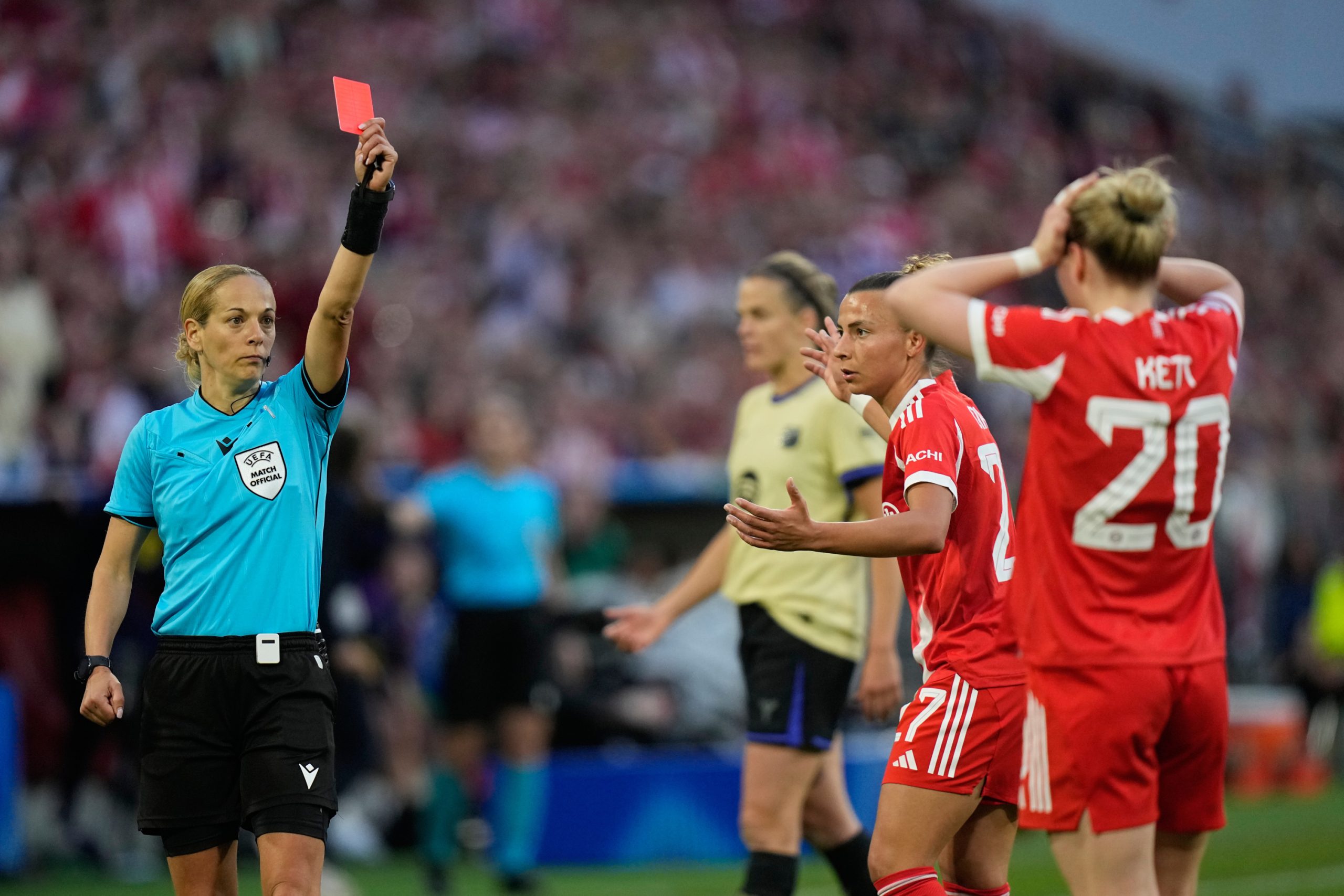 ¡Polémica en Múnich! El Bayern alza la voz contra el arbitraje en las semifinales de Champions
