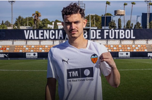 Mayssam Benama: Del Valencia Mestalla a la Fuga de la Actualidad Tras un Torbellino Extradeportivo