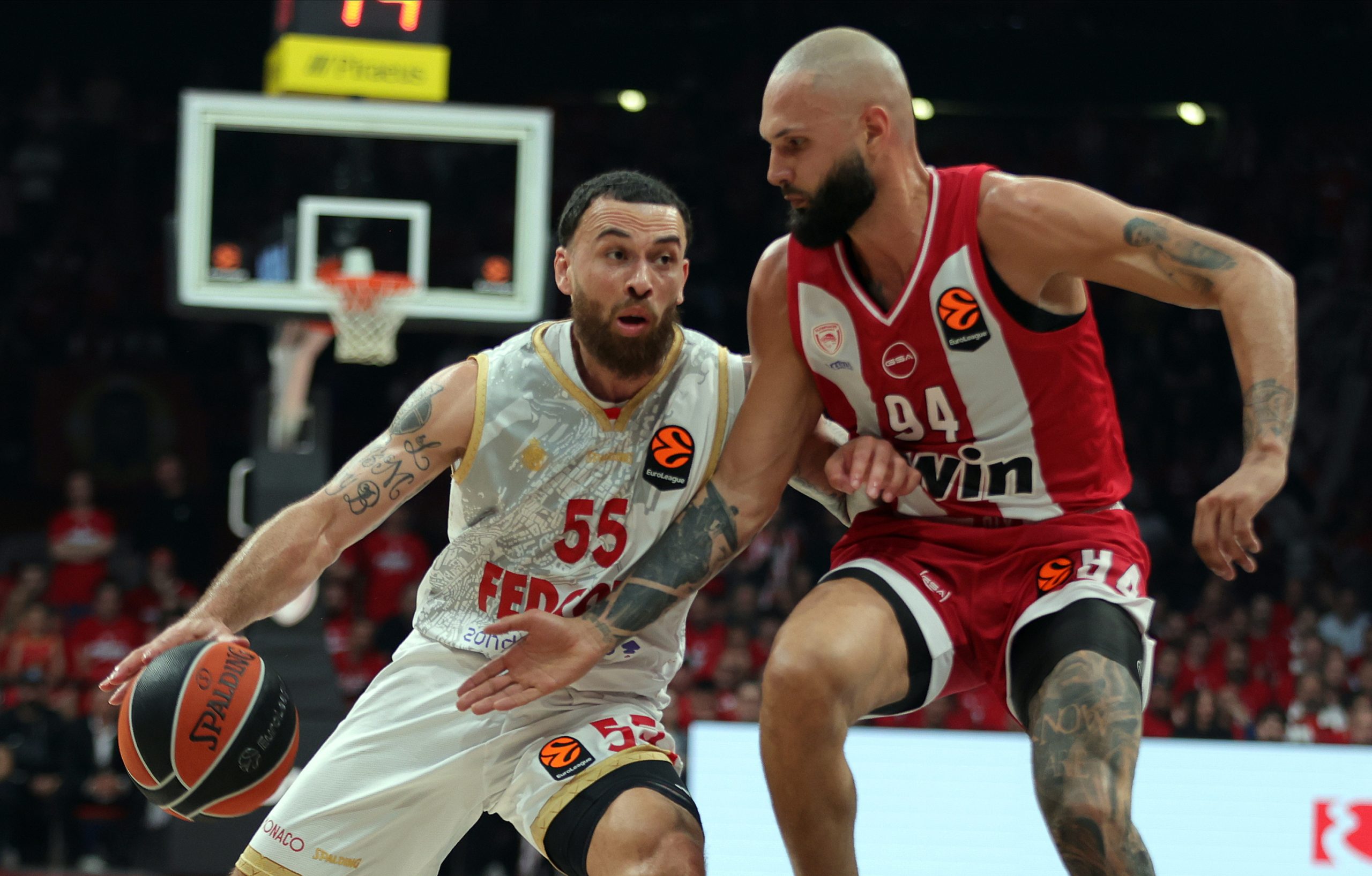 Dominio griego: Olympiacos arrasa al Mónaco en el arranque de los cuartos de final de la Euroliga