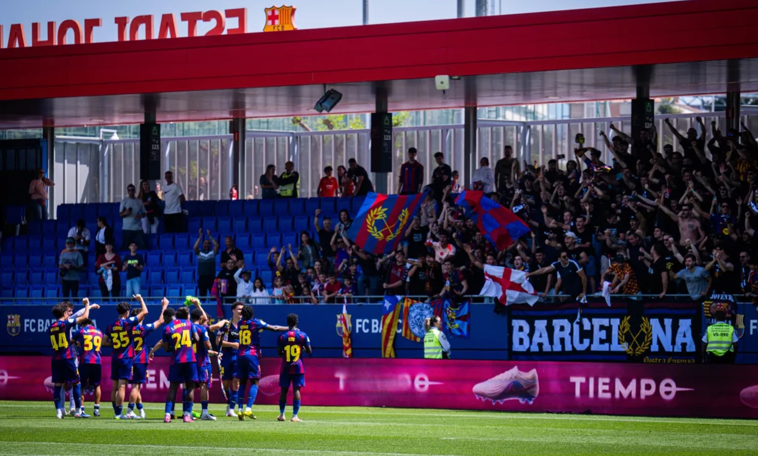 El Barça Atlètic se aferra a un milagro en la última jornada: ¿Podrán los de Belletti salvar la categoría?