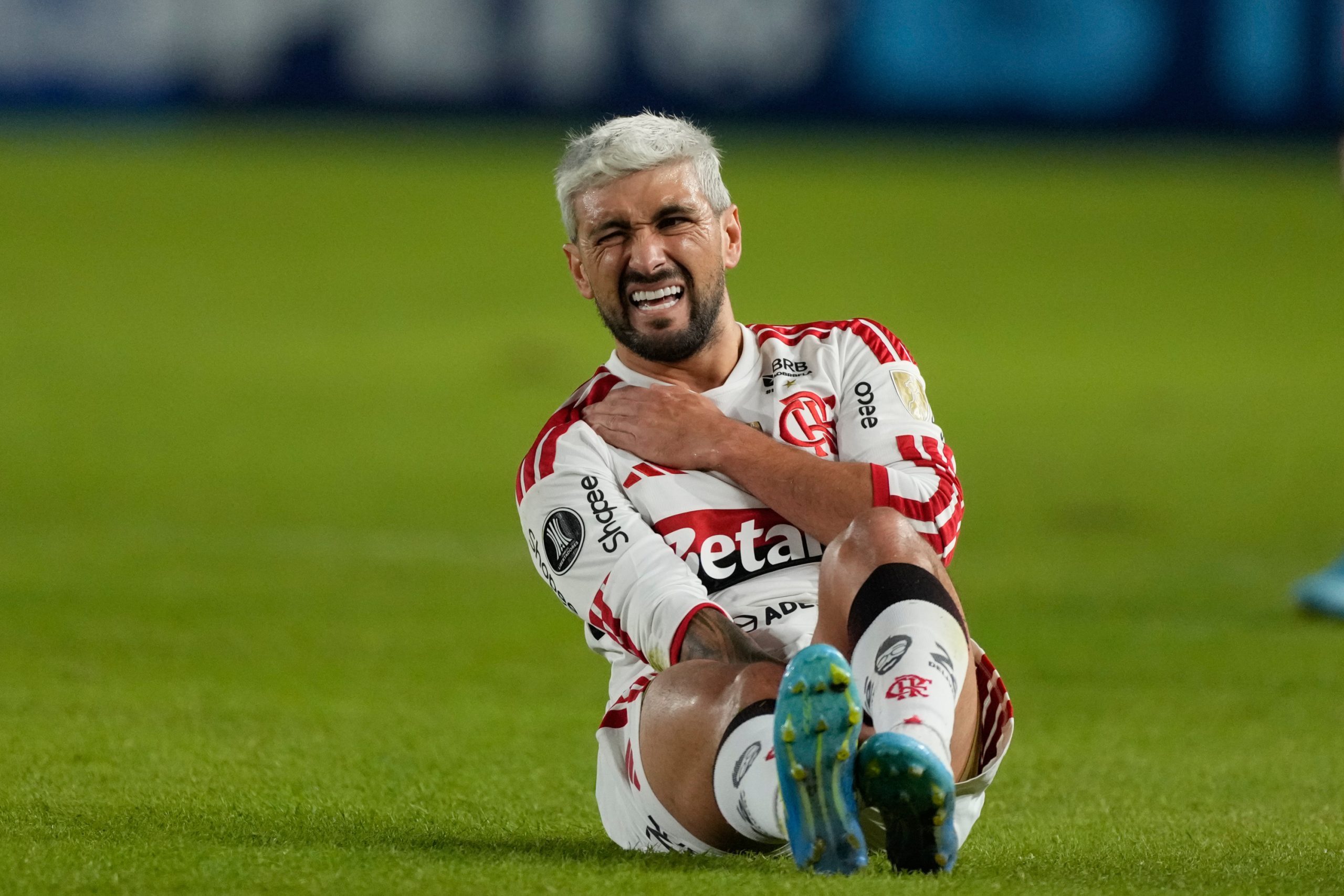 ¡Alarma Celeste! De Arrascaeta, Operado a 46 Días del Mundial: ¿Llegará a la Cita de Qatar?