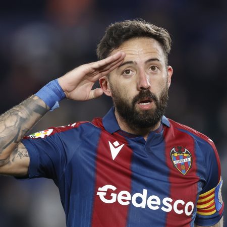 Morales: El Comandante que se despide del Levante, una leyenda forjada en Orriols