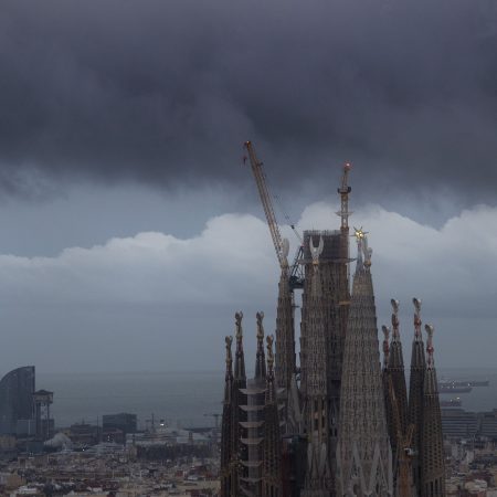 Barcelona se Transforma: El Palau Robert Cierra Sus Puertas por una Reforma Integral