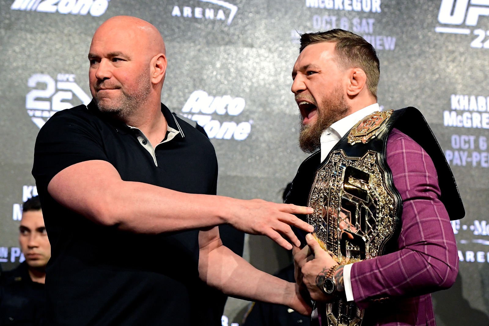 McGregor Regresa al Octágono: El Ícono Irlandés Vuelve a la UFC para un Evento Histórico