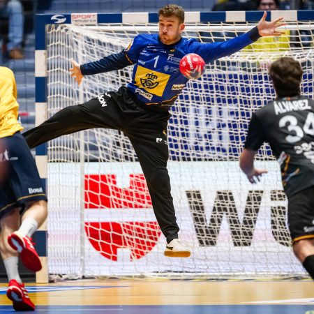 Balonmano: Los Hispanos, contra viento y marea hacia el Mundial 2027 en un exilio argentino