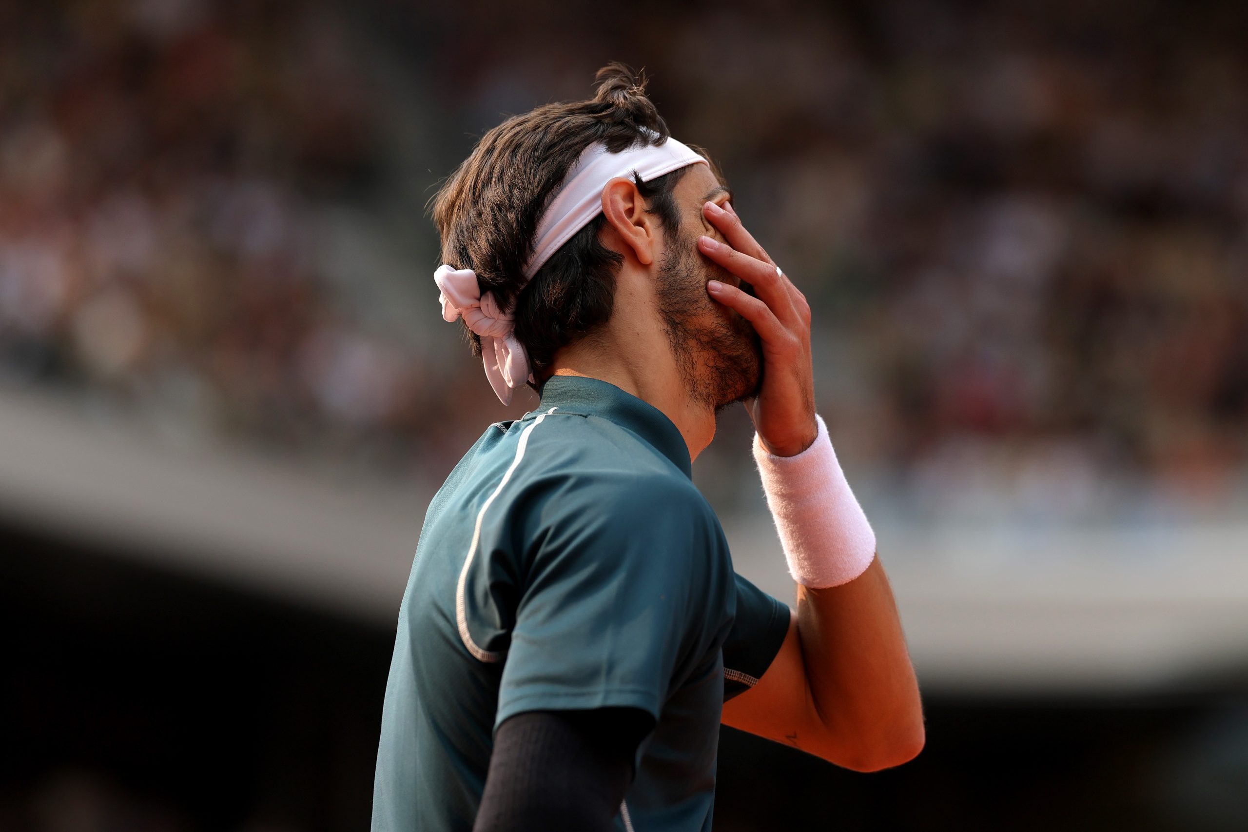 Roland Garros: La Sombra de Alcaraz y el Ascenso Imparable de Sinner Marcan un Torneo de Infarto