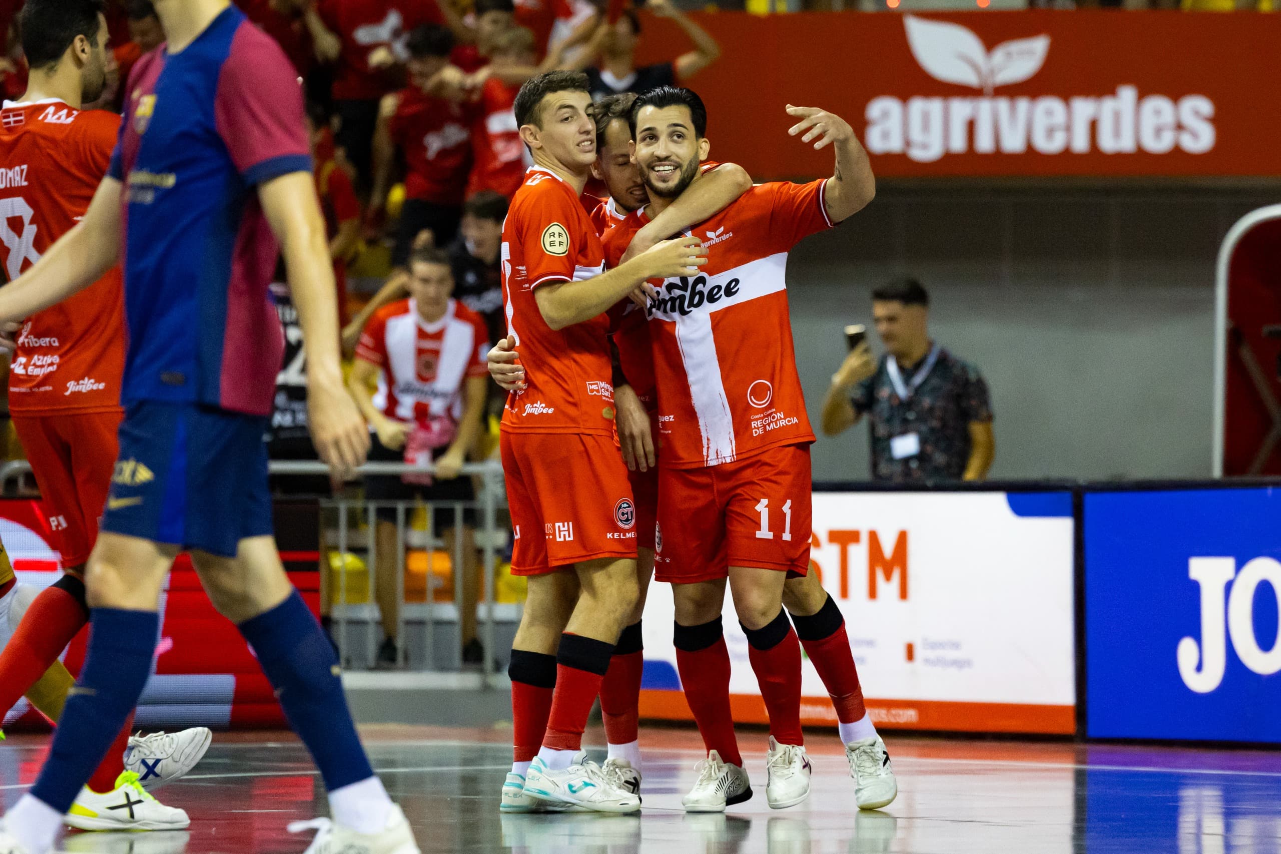 ¡Duelo de Titanes en Cáceres! Jimbee Cartagena y Viña Albali Valdepeñas Luchan por un Puesto en la Final de la Copa del Rey