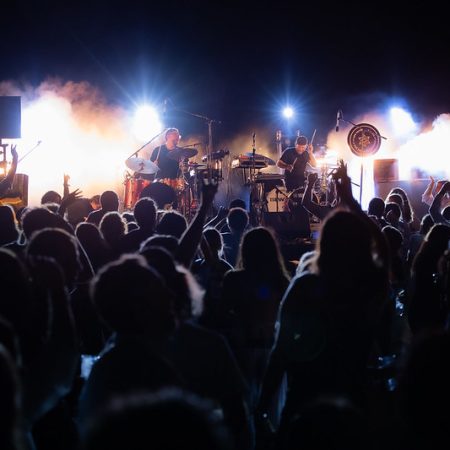 Posidonia celebra su décimo aniversario: Formentera, música y sostenibilidad en un evento único