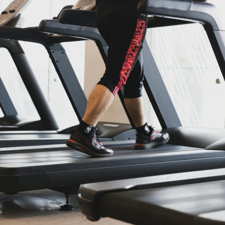 El Secreto Mejor Guardado del Deporte: ¿Por Qué Tu Cuerpo Te Pide Dormir Más Que Entrenar?