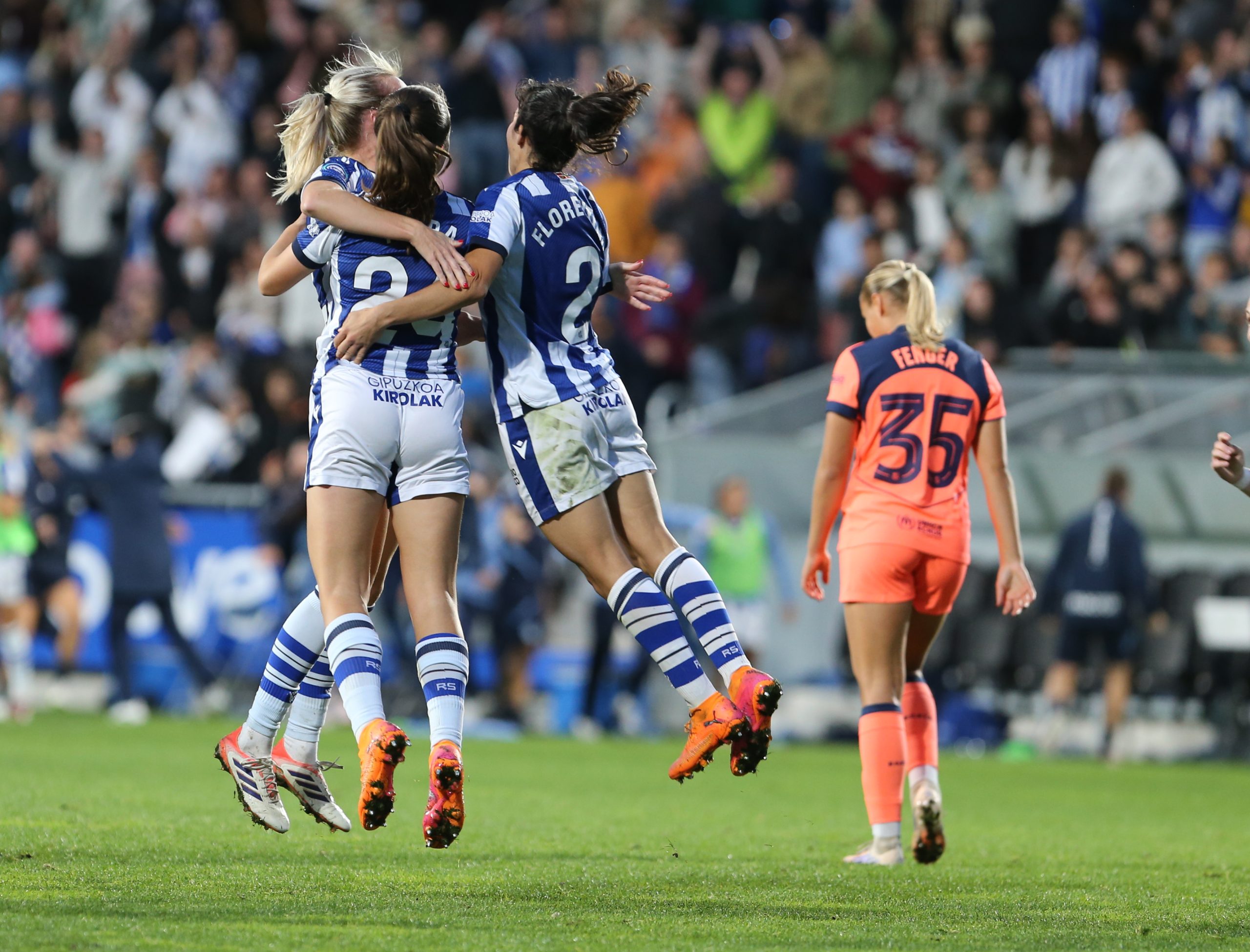 La Real Sociedad Femenina, ante el último gran desafío de la temporada: ¿podrán dar la sorpresa ante un Barça en éxtasis?