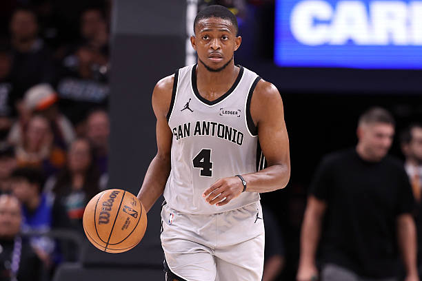 ¡Fox en vilo! Los Spurs, a la espera de su estrella para asaltar Oklahoma
