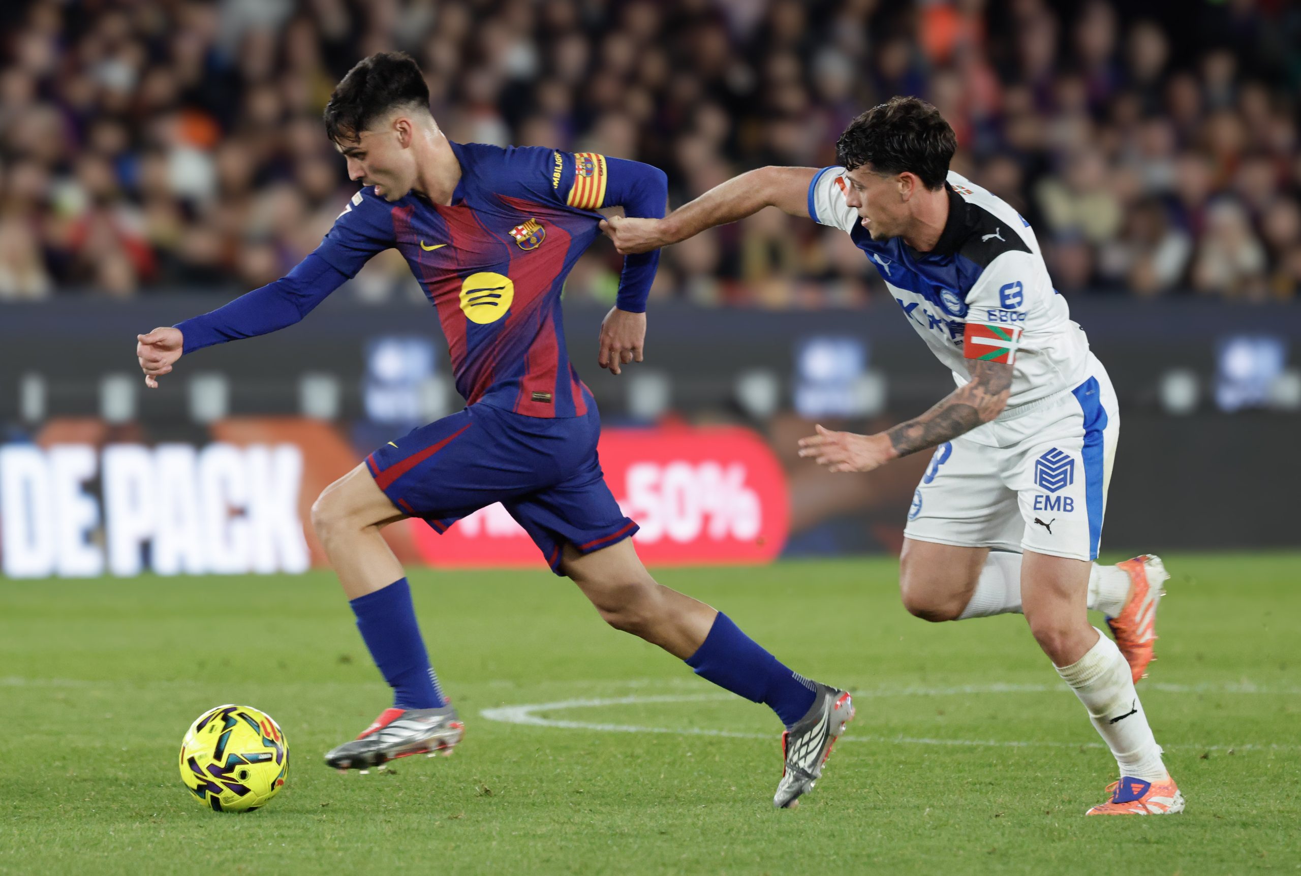 ¡Lleno Histórico en Mendizorroza! El Alavés Agota Entradas Ante el Campeón Barcelona en un Duelo Crucial