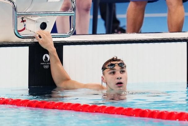 Barcelona Vibra con Récords y Emoción en el Agua: La Natación Española Rozando la Gloria