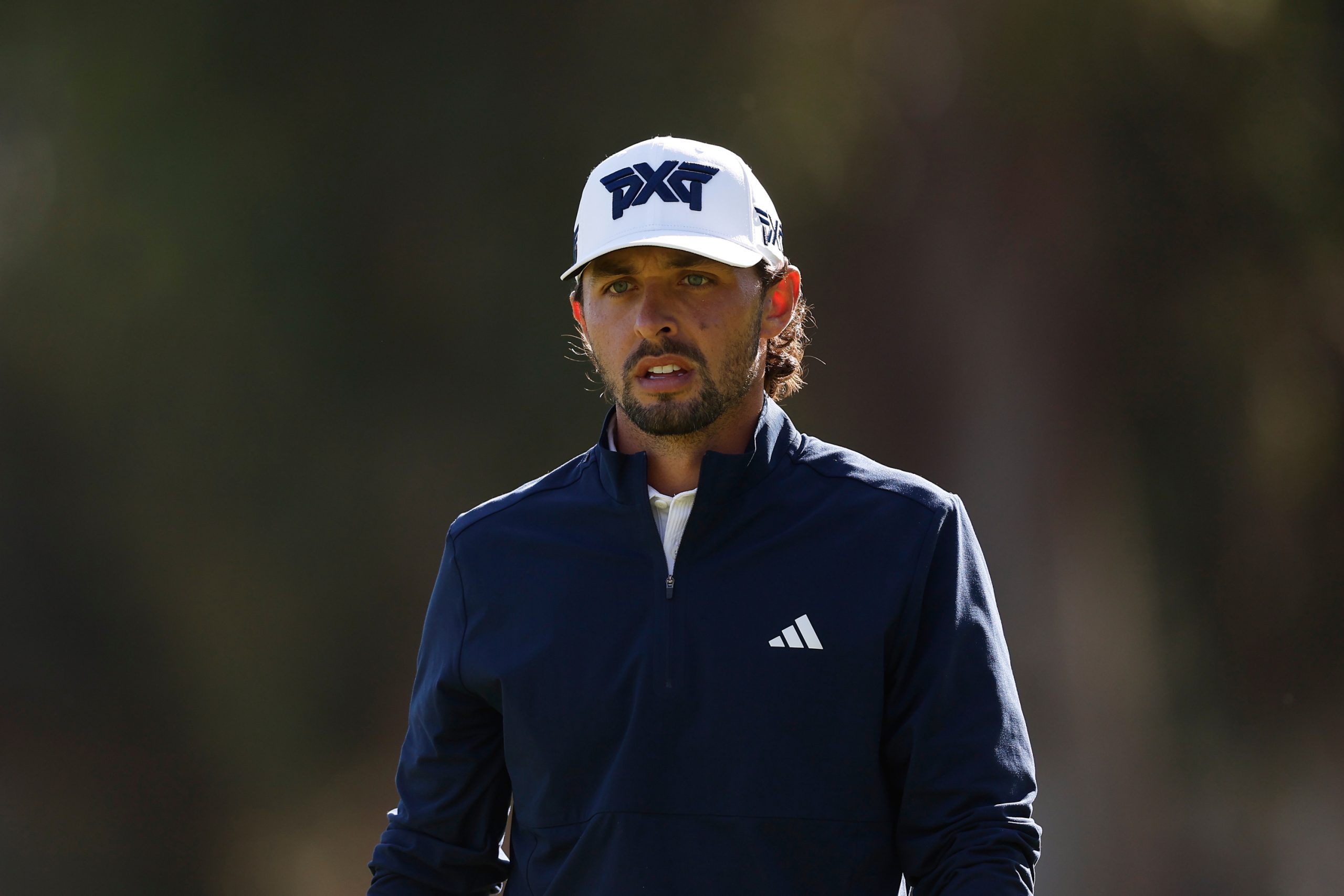 Penge Frena su Carrera en el PGA Tour: Un Respiro Necesario por Salud