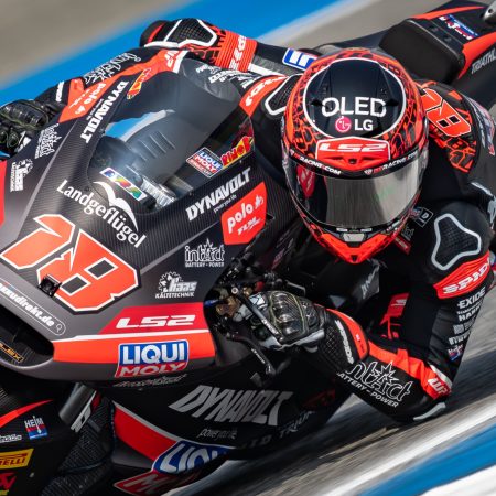 Guevara Desafía la Gravedad: ¡Nuevo Récord Absoluto en Le Mans y Liderazgo en Moto2!