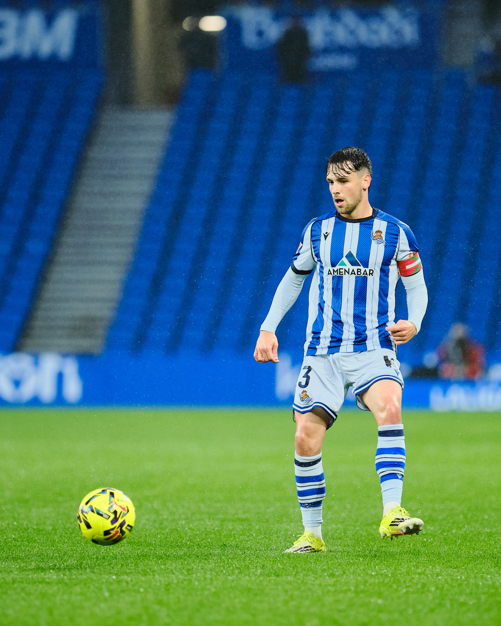 Jon Balda Regresa a Donostia: Un Rayo de Esperanza para la Real Sociedad