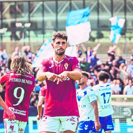 Murcia y Eldense: Un Duelo de Contrastes para Cerrar la Temporada en Primera RFEF