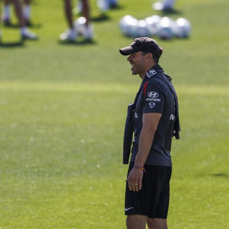 El Cholo Simeone Lanza una Advertencia Global: ¿Está el Fútbol Moderno Devorando a sus Estrellas?