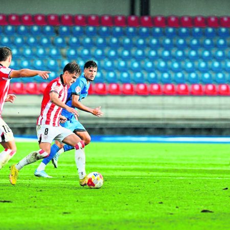 Bilbao Athletic y Ourense: Duelo de Necesidades en Lezama