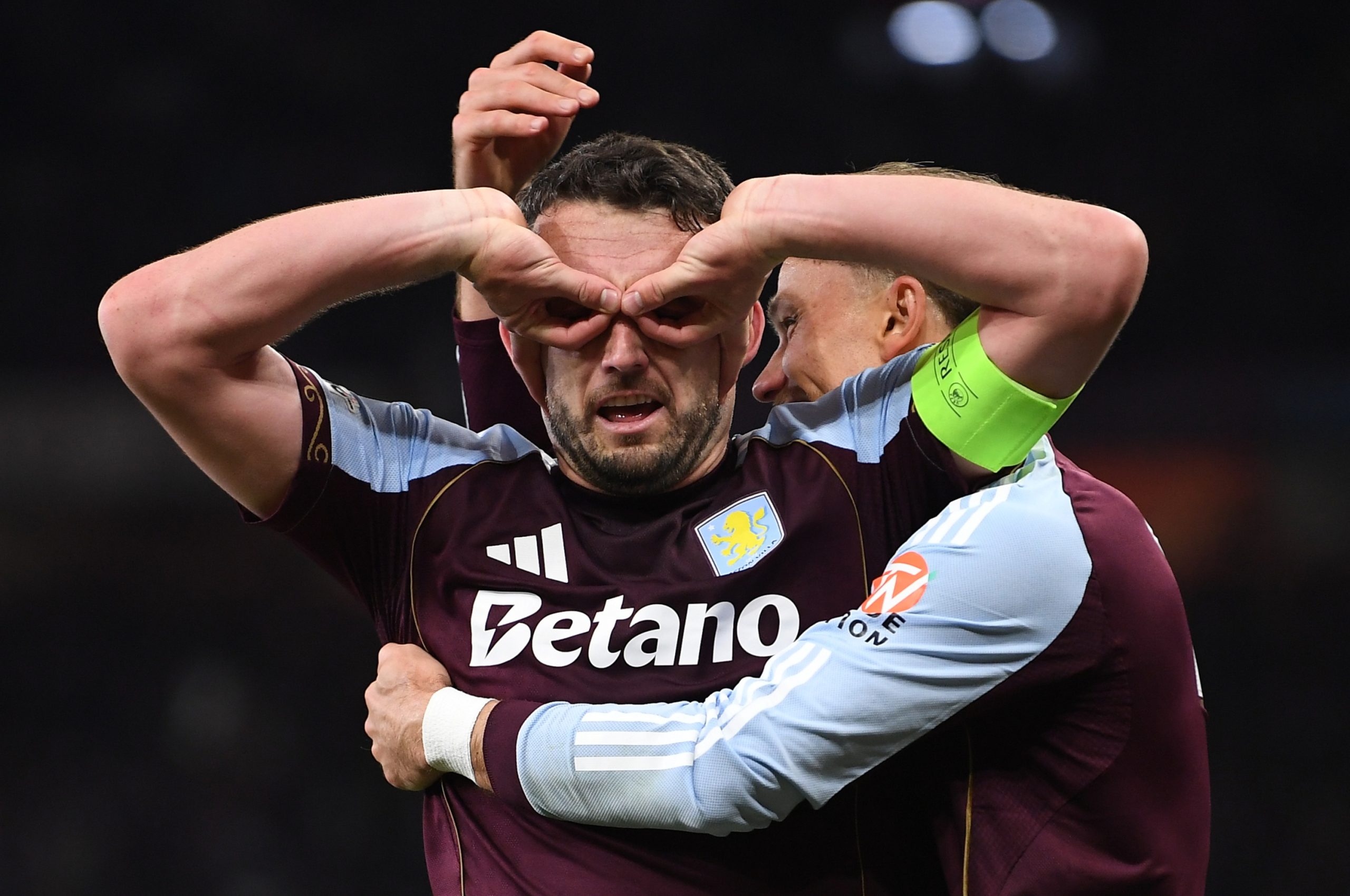 ¡Final de Infarto en Estambul! Aston Villa y Friburgo se Citan en una Batalla por la Gloria Europea