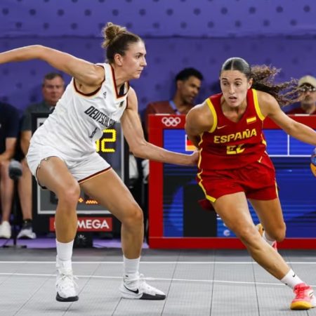¡Sandra Ygueravide estrena banquillo con la mirada puesta en el podio mundialista de 3×3!