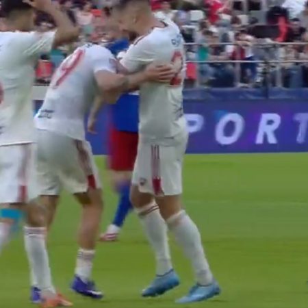 El Arte de la Rabona Conquista Europa: Dos Goles que Aspiran a la Gloria Puskás
