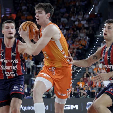 ¡Susto en el Roig Arena! Baskonia se lleva la victoria en un final de infarto ante un Valencia Basket que pierde la segunda plaza