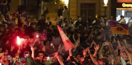 ¡Fiesta Culé en Barcelona! La Liga es del Barça en un Homenaje a Flick