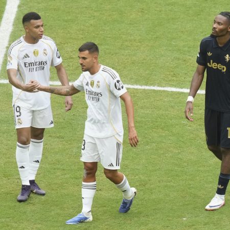 ¡El Barça Conquista la Liga 29! Mbappé, Ausencia Estelar y un Clima de Tensión en el Bernabéu