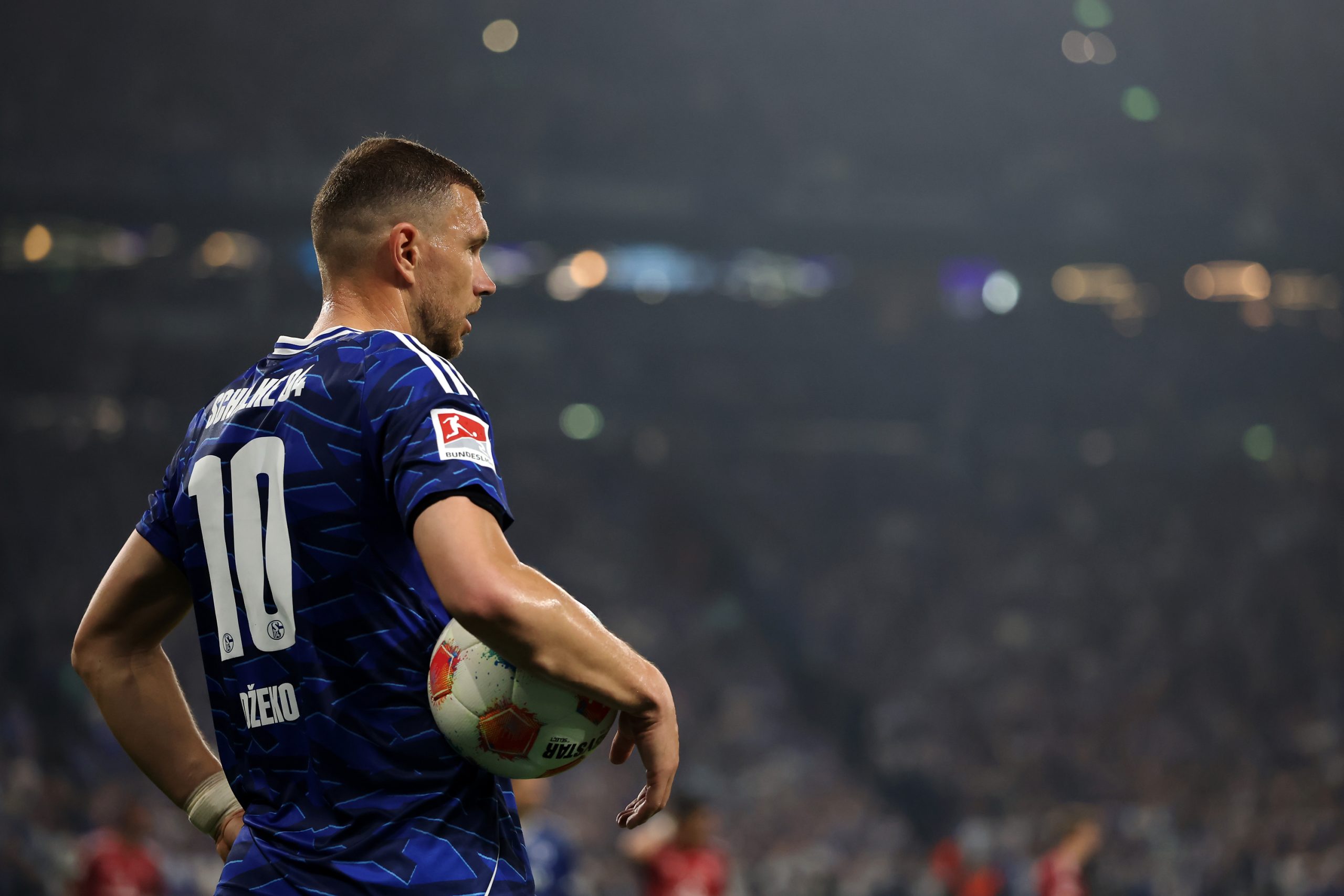 ¡Sorpresa en la Lista de Bosnia! Dzeko a sus 40 Años Lidera el Ataque para el Mundial 2026