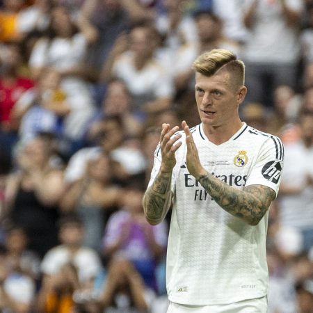 ¡Lágrimas y Emoción en el Bernabéu! Kroos Pide un Adiós de Leyenda para Carvajal