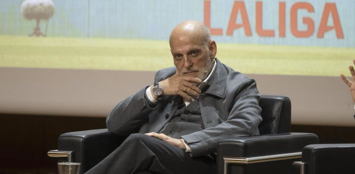 IA Revoluciona el Arbitraje: La Liga Apuesta por la Inteligencia Artificial en la Temporada 2026-2027
