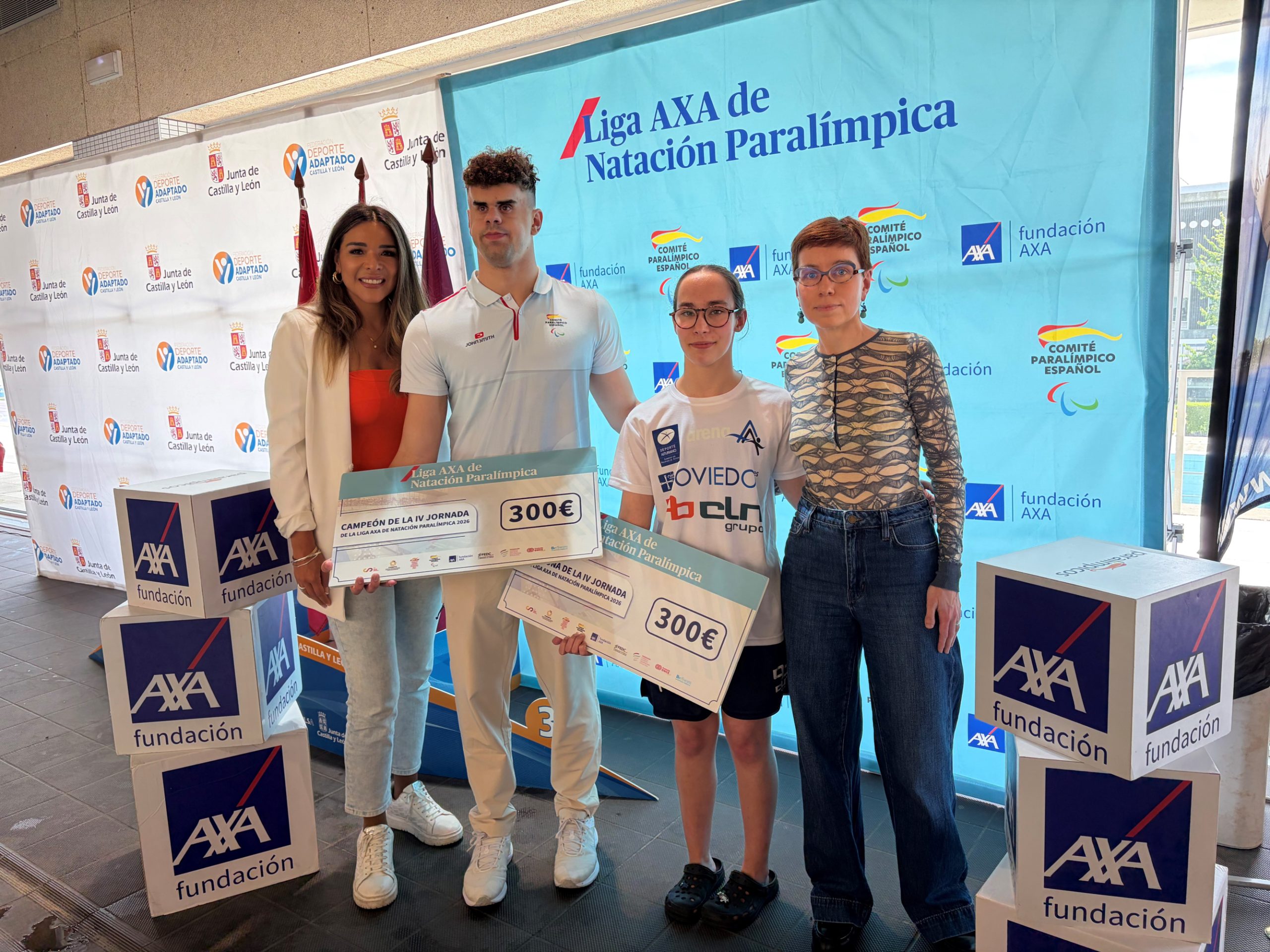 ¡Ferrón y Sánchez Deslumbran en Valladolid! Récords y Pasión en la Liga AXA de Natación Paralímpica