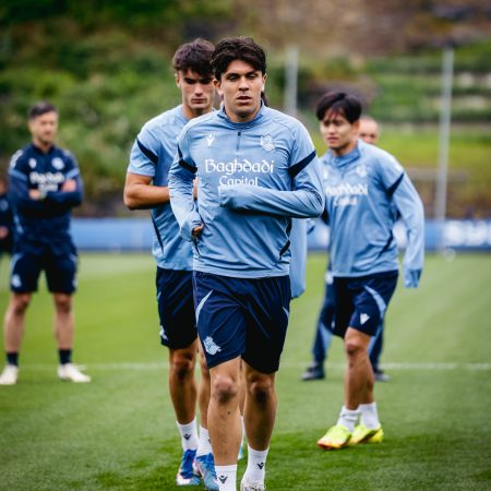 La Real Sociedad en la Recta Final: ¿Sorpresas en Zubieta y Última Oportunidad para Algunos?