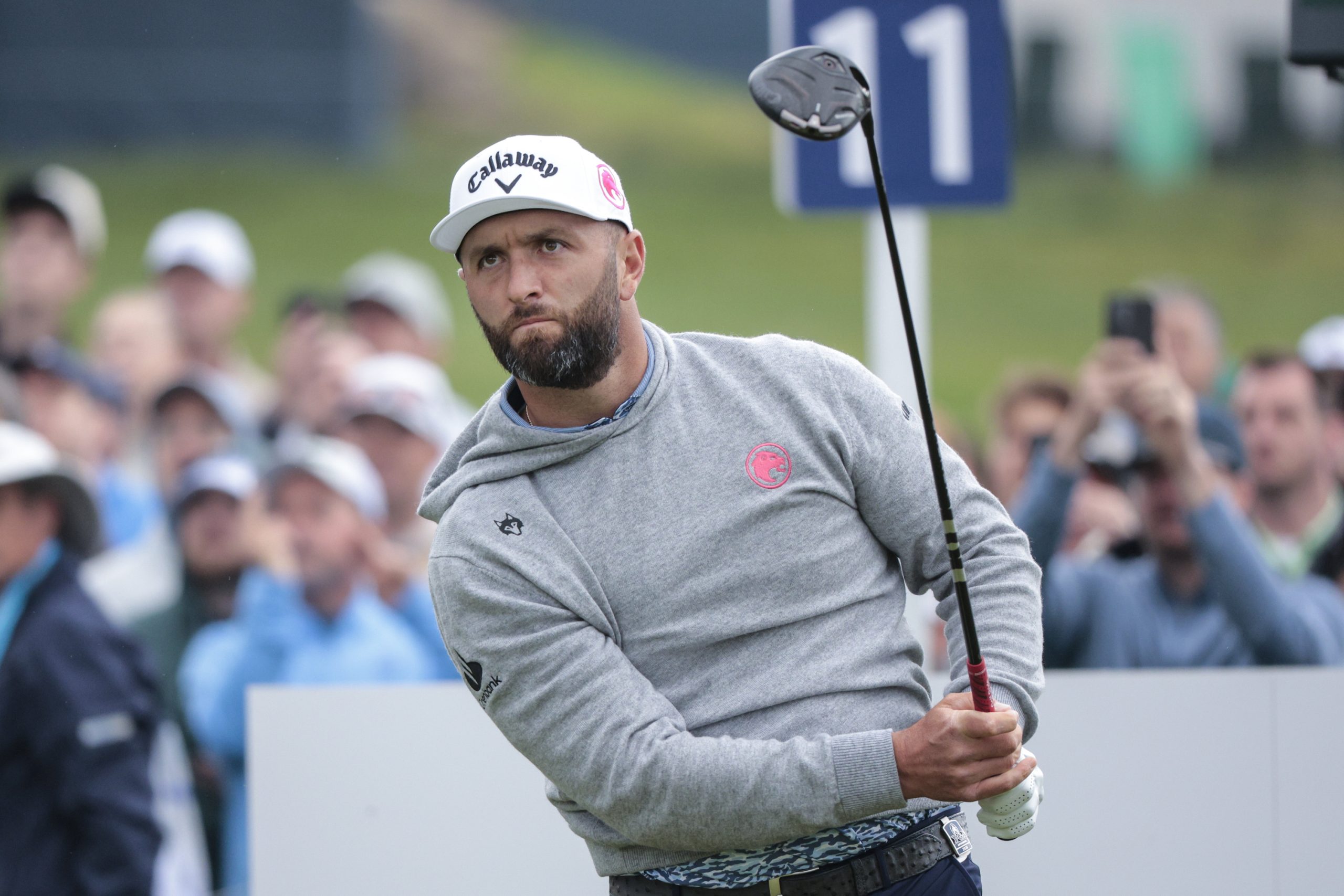 ¡Golpe de Genio en el PGA Championship! Rahm Emula a Puig con una Joya Inesperada