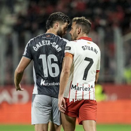 ¡Baja Sensible en la Real Sociedad! Caleta-Car se Pierde el Último Partido en Anoeta Ante el Valencia
