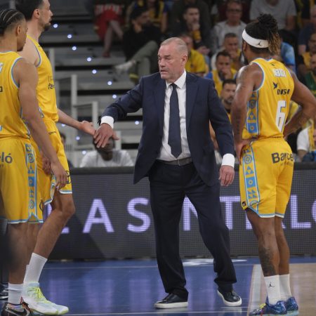 El Dreamland Gran Canaria respira: Victoria clave ante La Laguna Tenerife en un derbi marcado por la polémica