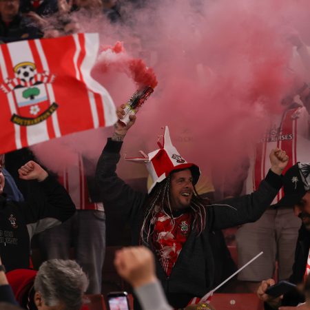 ¡Escándalo en Inglaterra! Southampton, fuera de la final de ascenso a la Premier por espionaje